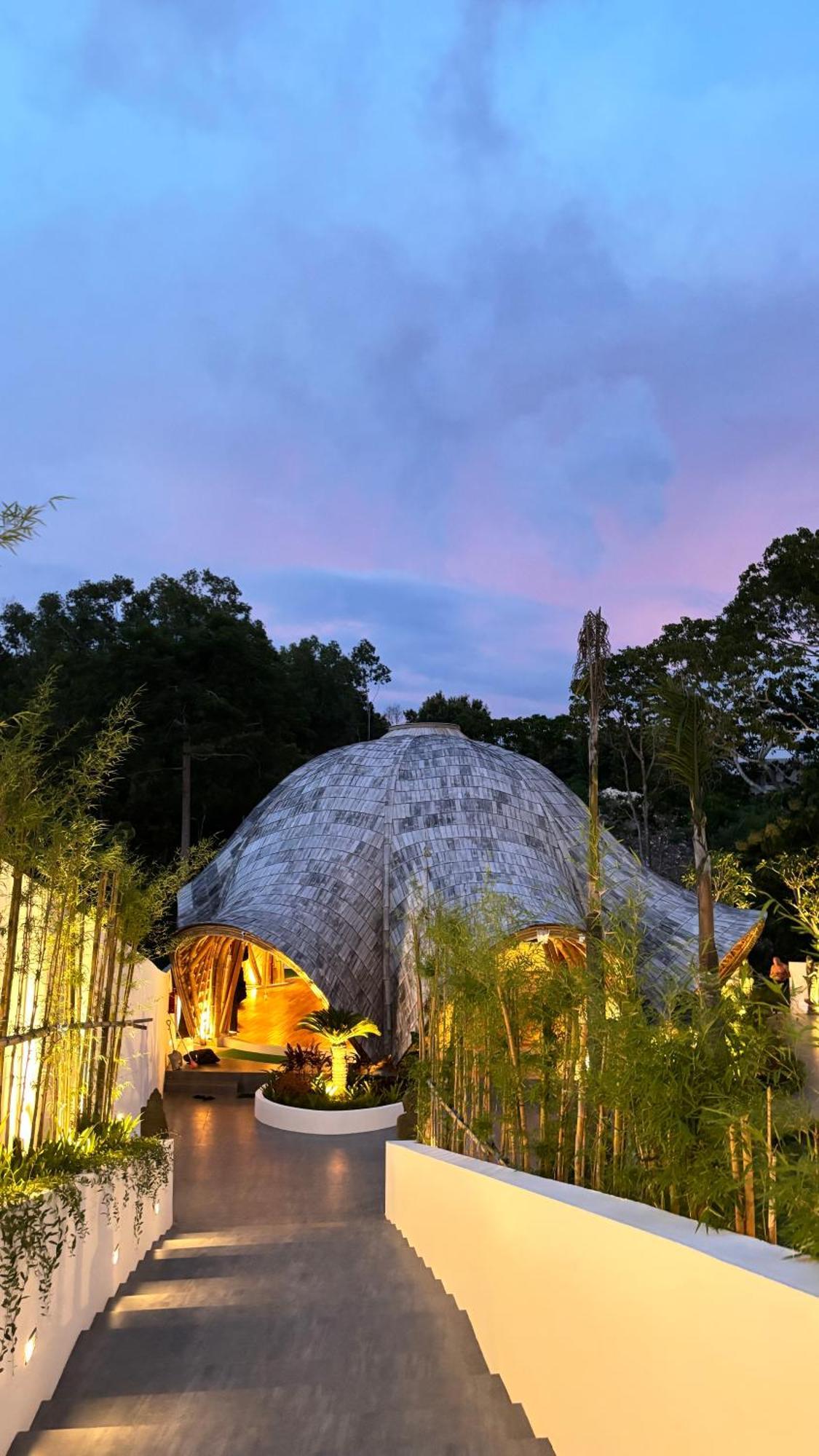 Hotel Mantra Wellness Center Uluwatu Esterno foto