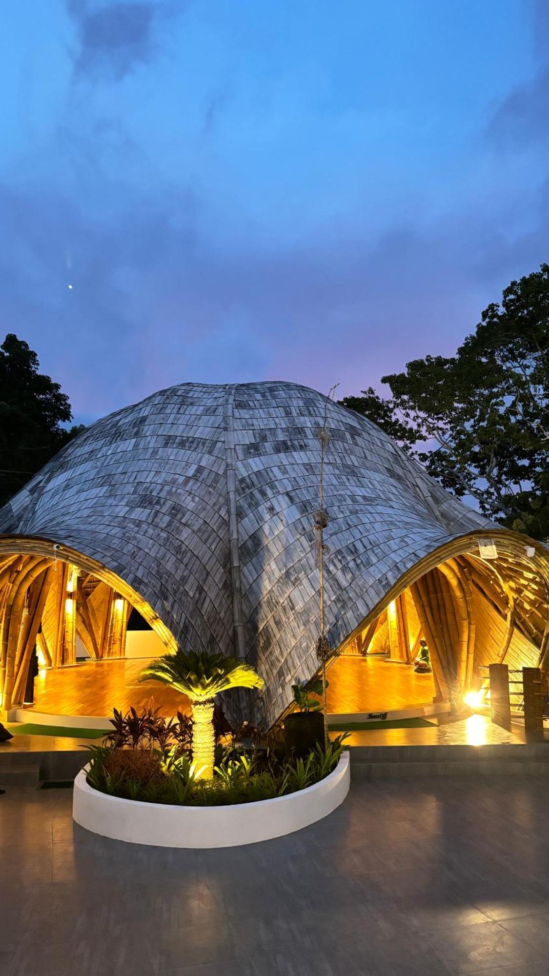 Hotel Mantra Wellness Center Uluwatu Esterno foto